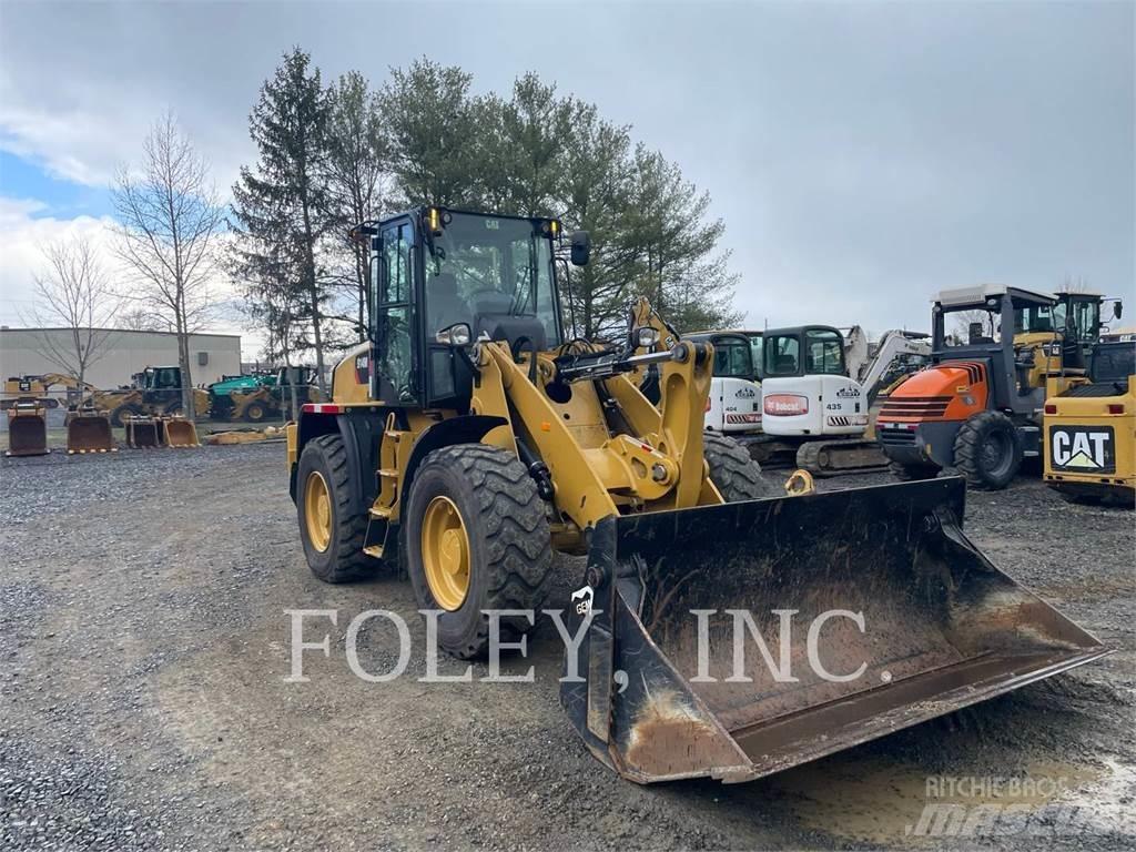 CAT 914M Iekrāvēji uz riteņiem