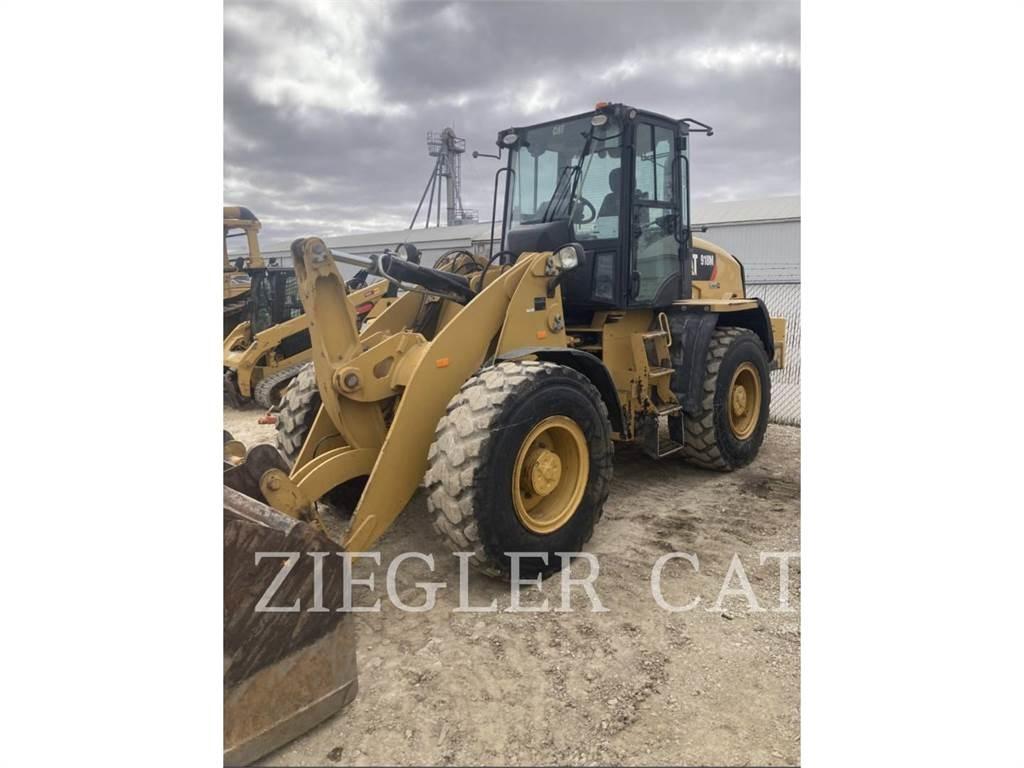 CAT 918M Iekrāvēji uz riteņiem