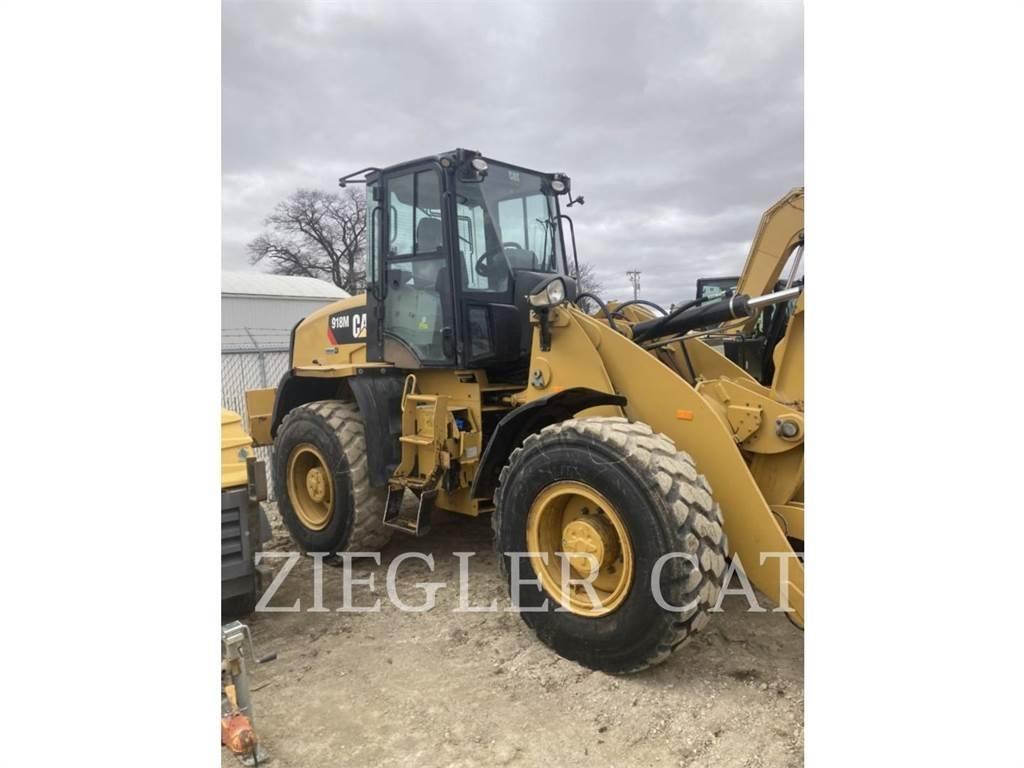 CAT 918M Iekrāvēji uz riteņiem