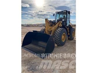 CAT 920 Iekrāvēji uz riteņiem