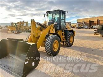 CAT 920 Iekrāvēji uz riteņiem