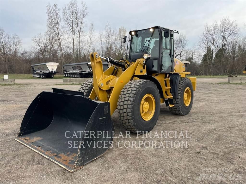 CAT 920 Iekrāvēji uz riteņiem