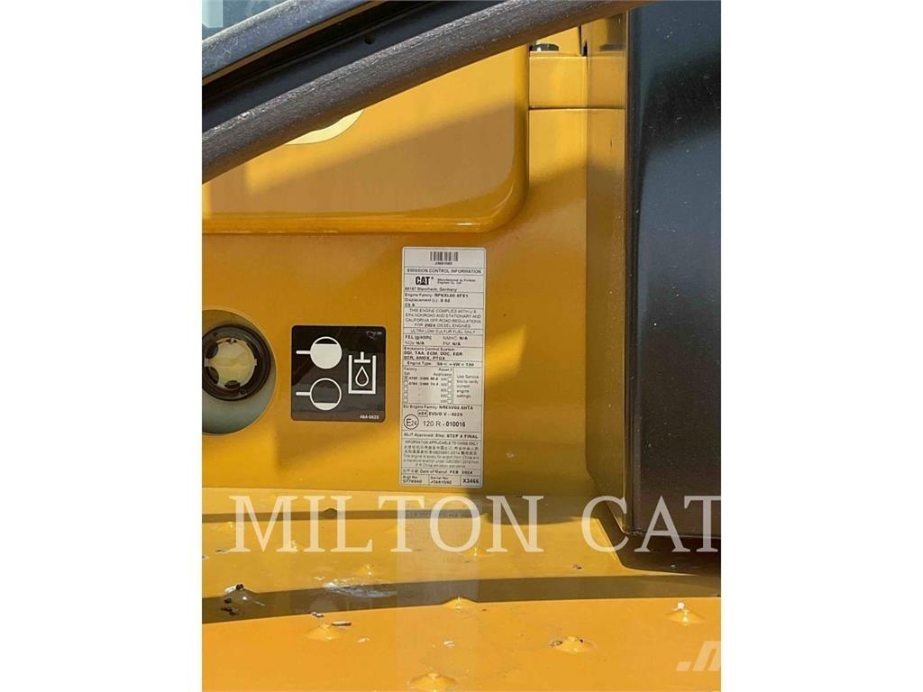 CAT 920 Iekrāvēji uz riteņiem