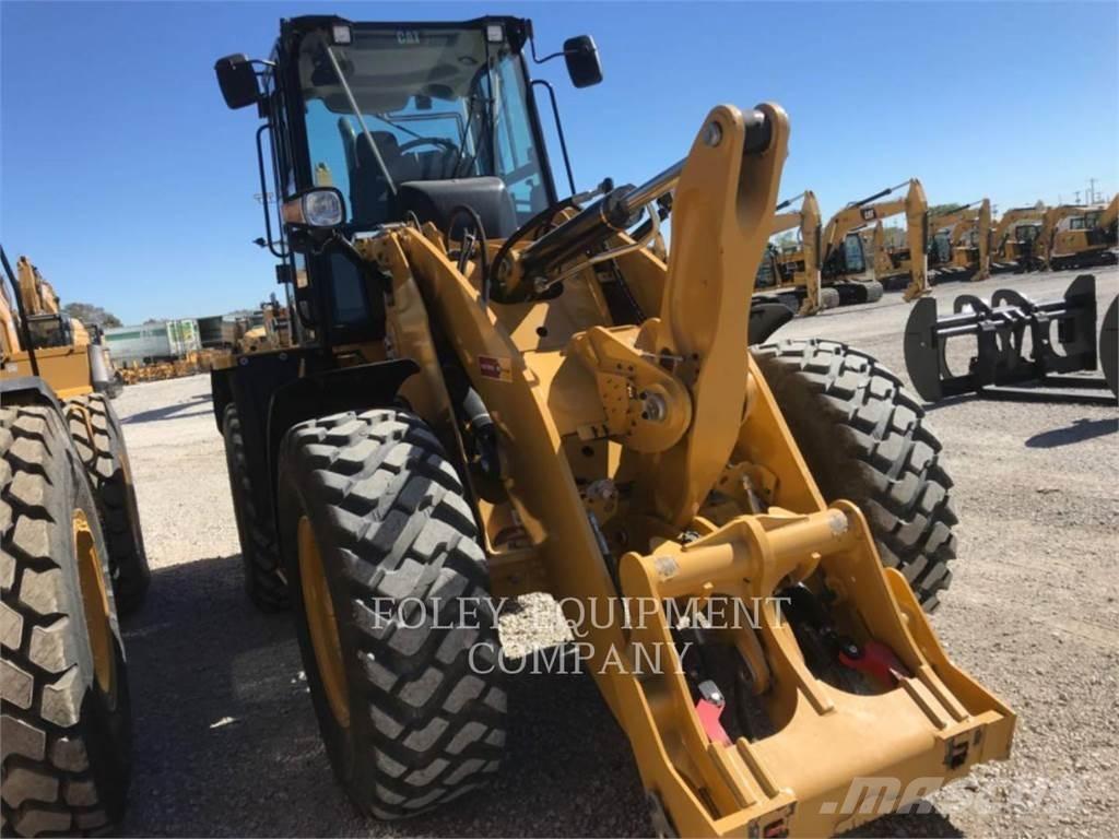 CAT 920-14 Iekrāvēji uz riteņiem