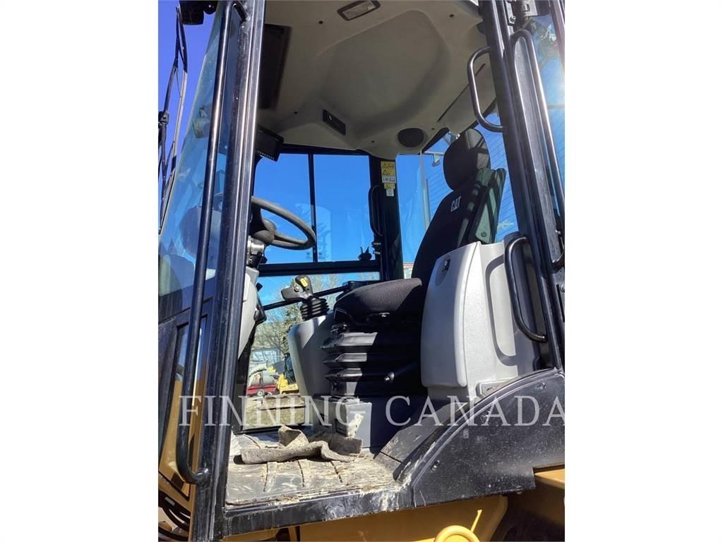 CAT 920-14 Iekrāvēji uz riteņiem