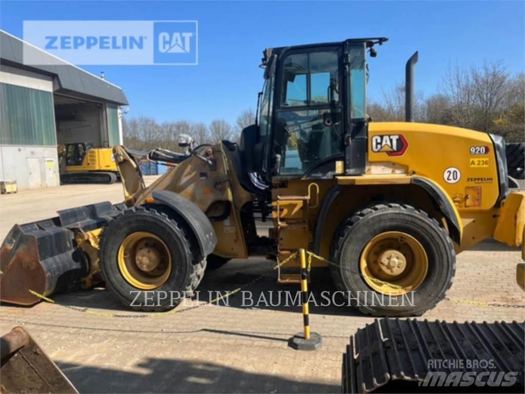 CAT 920-14A Iekrāvēji uz riteņiem