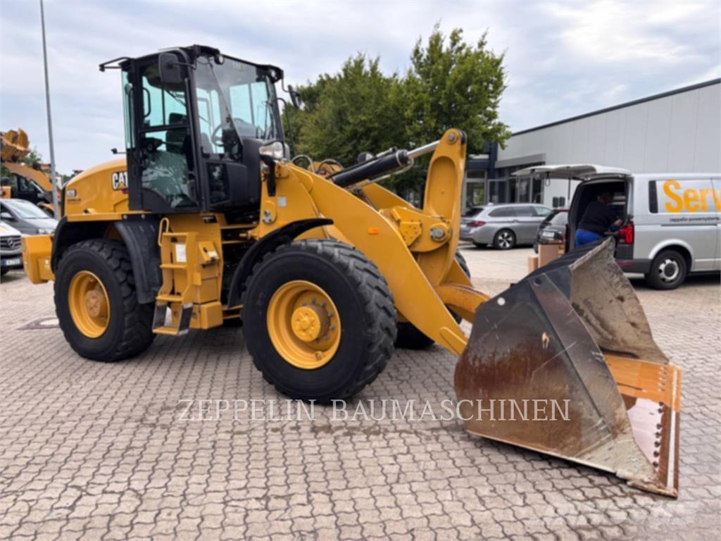 CAT 920-14A Iekrāvēji uz riteņiem