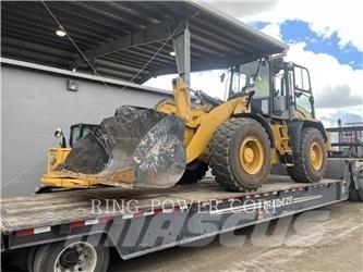 CAT 920 FQC Iekrāvēji uz riteņiem