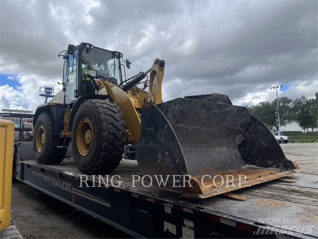 CAT 920FQC Iekrāvēji uz riteņiem