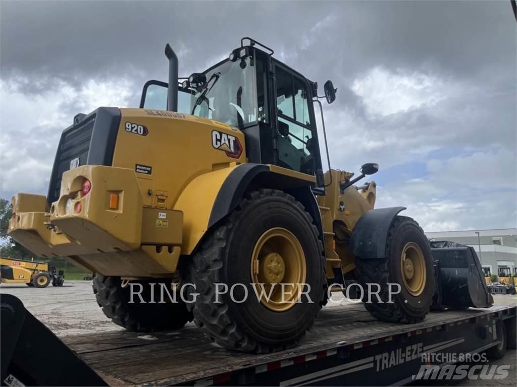 CAT 920FQC Iekrāvēji uz riteņiem