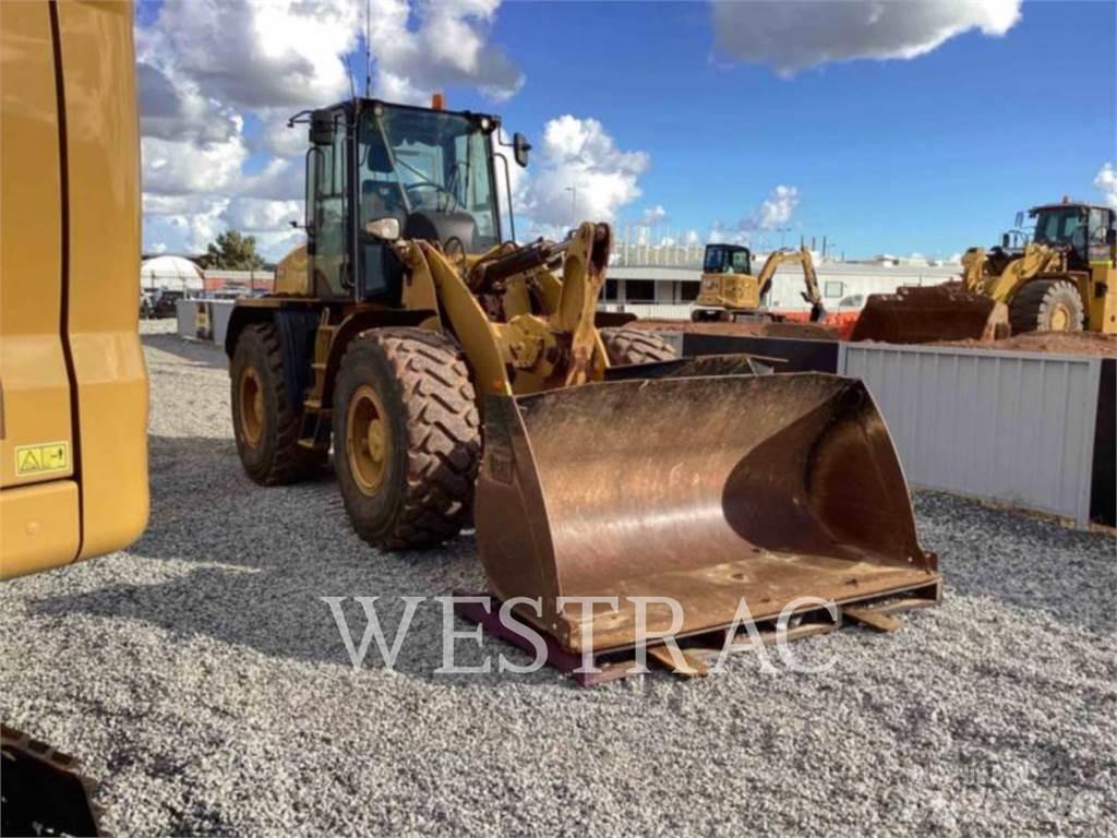 CAT 920K Iekrāvēji uz riteņiem