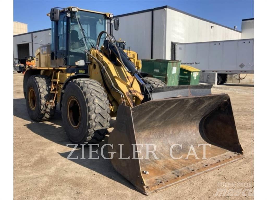 CAT 924H Iekrāvēji uz riteņiem