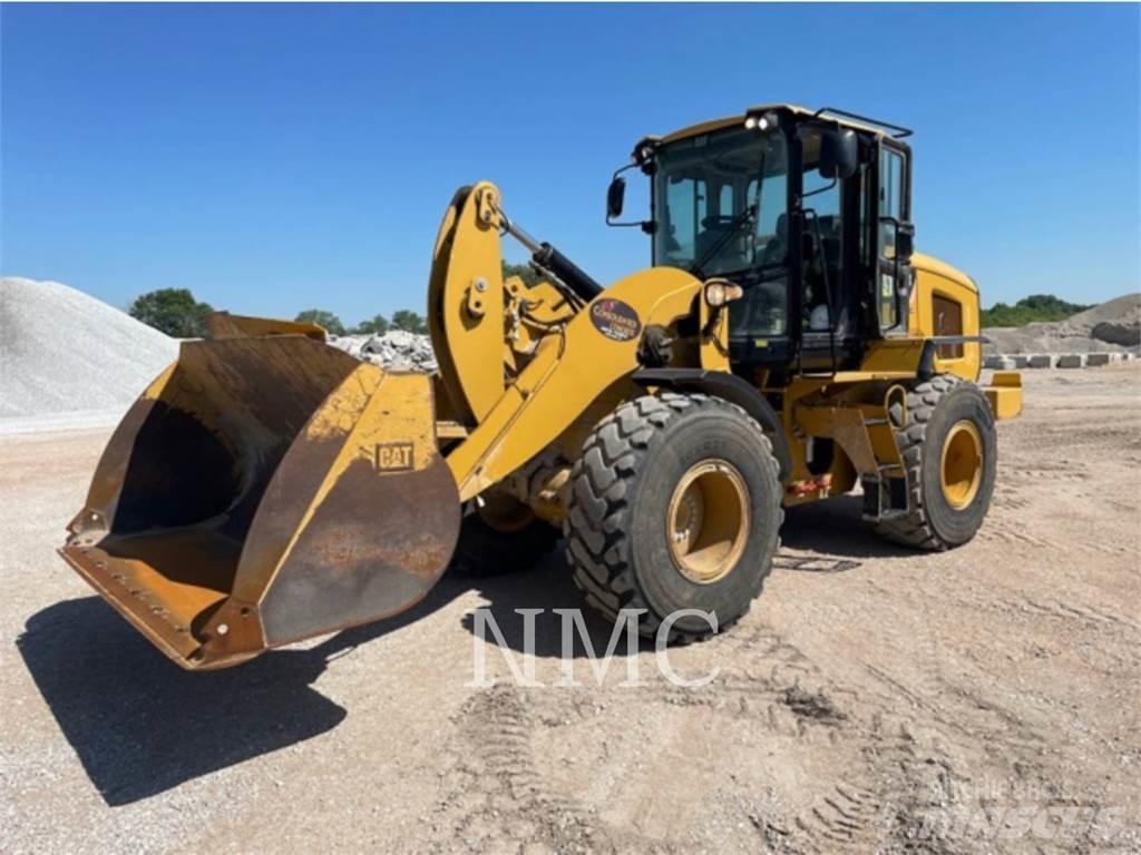 CAT 924K Iekrāvēji uz riteņiem