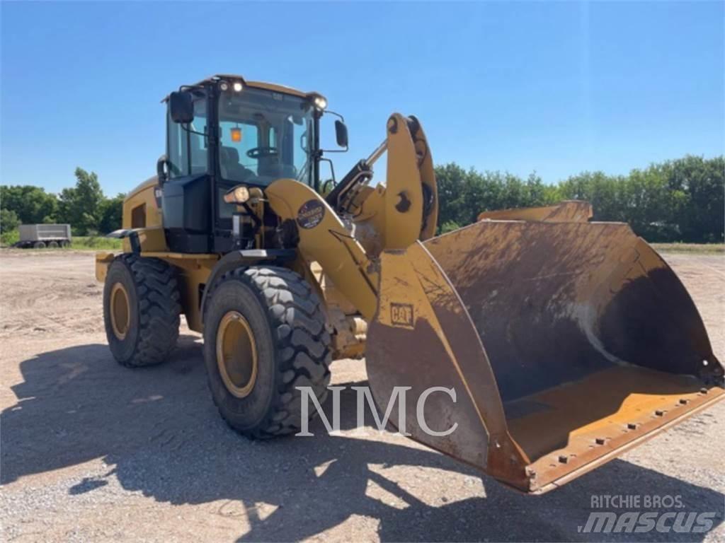CAT 924K Iekrāvēji uz riteņiem