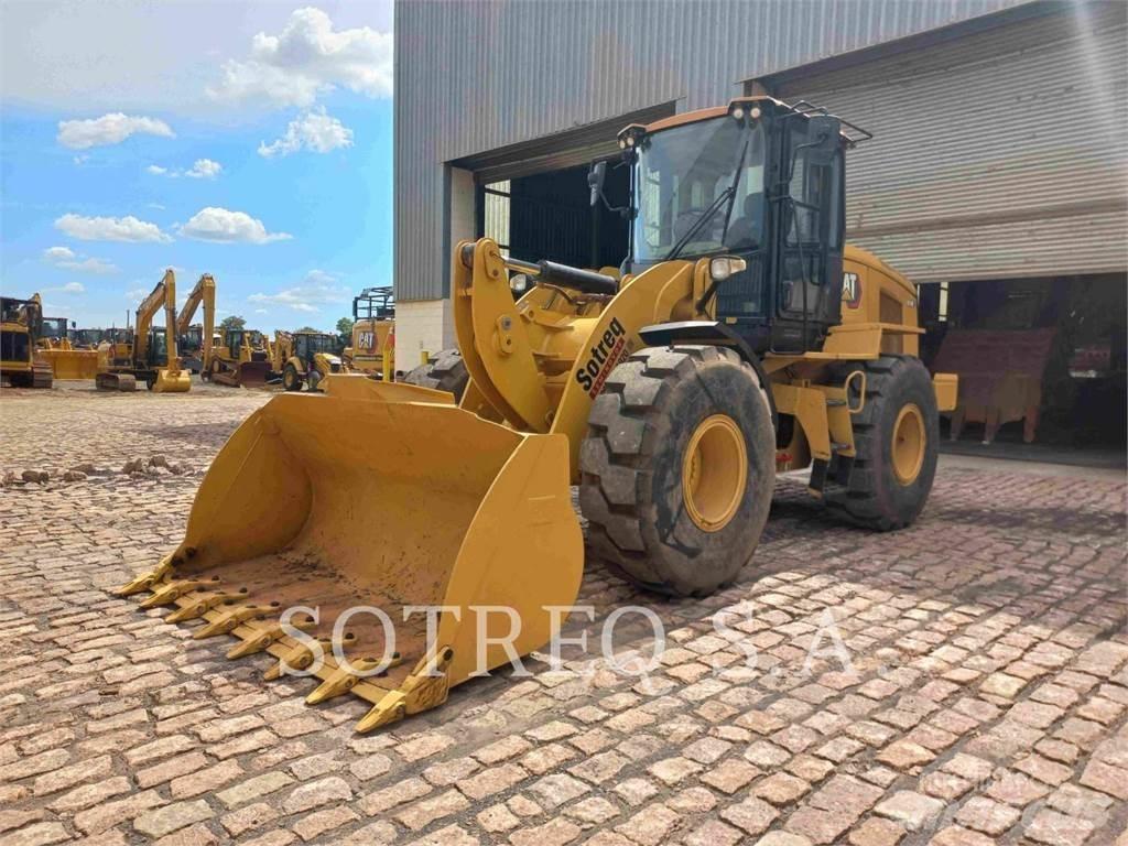 CAT 924K Iekrāvēji uz riteņiem