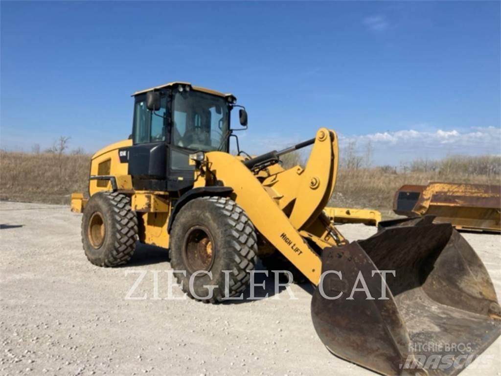 CAT 924K Iekrāvēji uz riteņiem