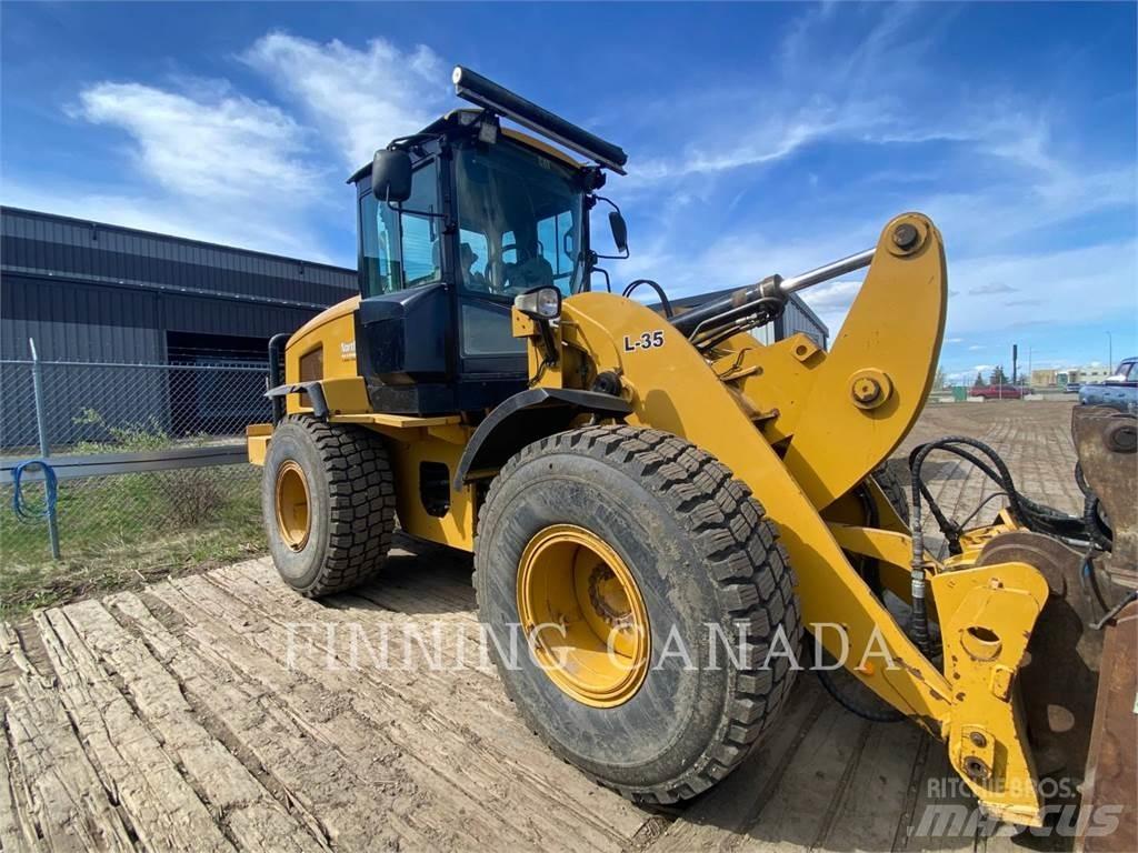 CAT 924K Iekrāvēji uz riteņiem