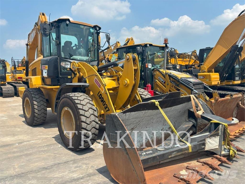 CAT 924K Iekrāvēji uz riteņiem