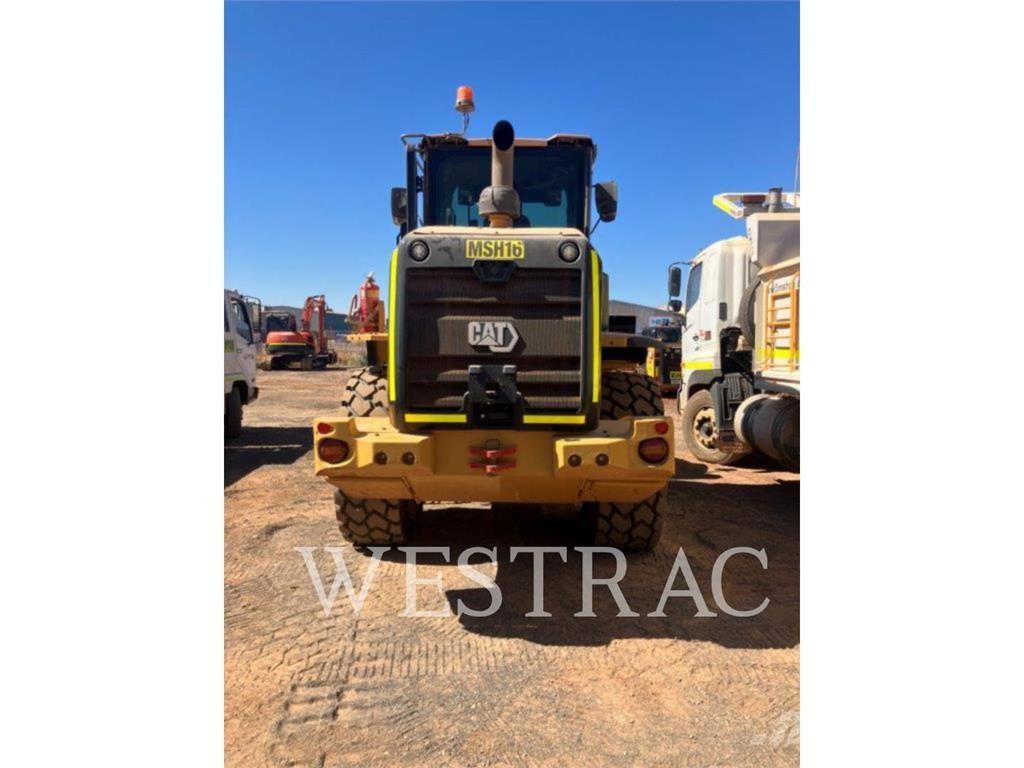 CAT 924K Iekrāvēji uz riteņiem