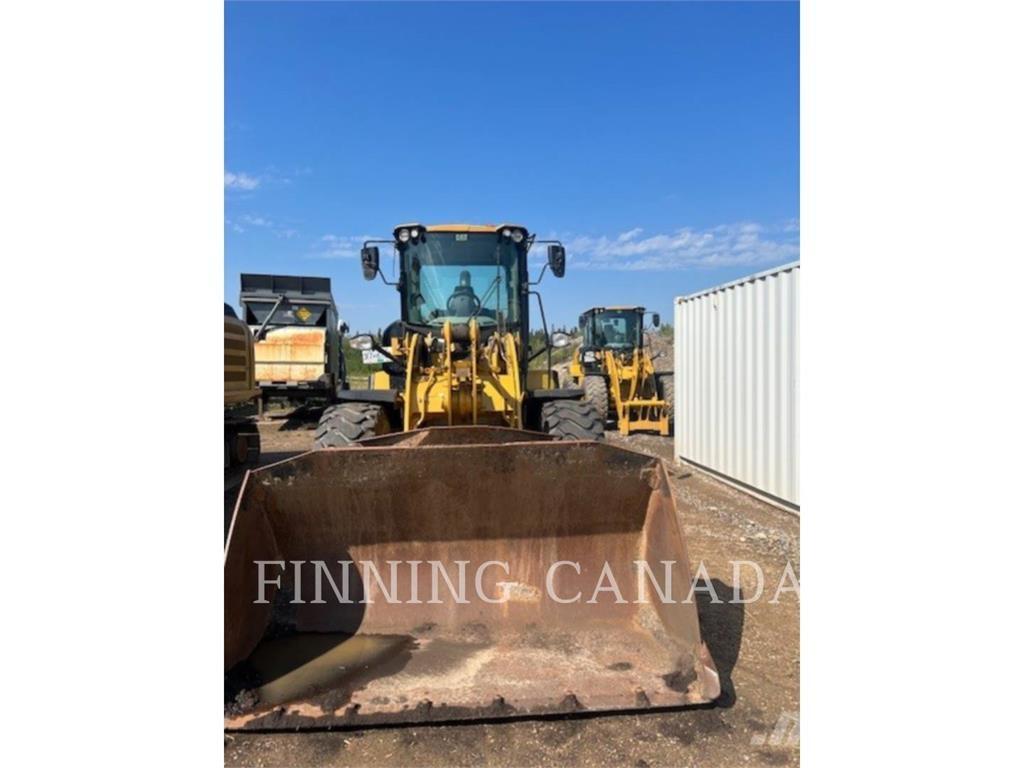 CAT 924K Iekrāvēji uz riteņiem