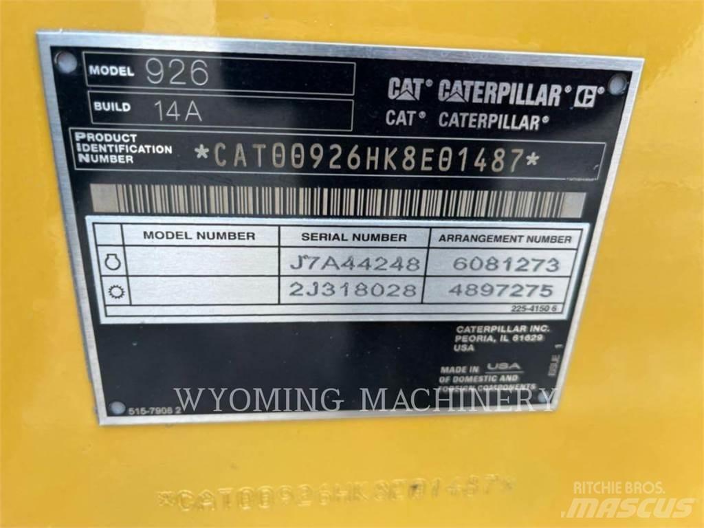 CAT 926 Iekrāvēji uz riteņiem