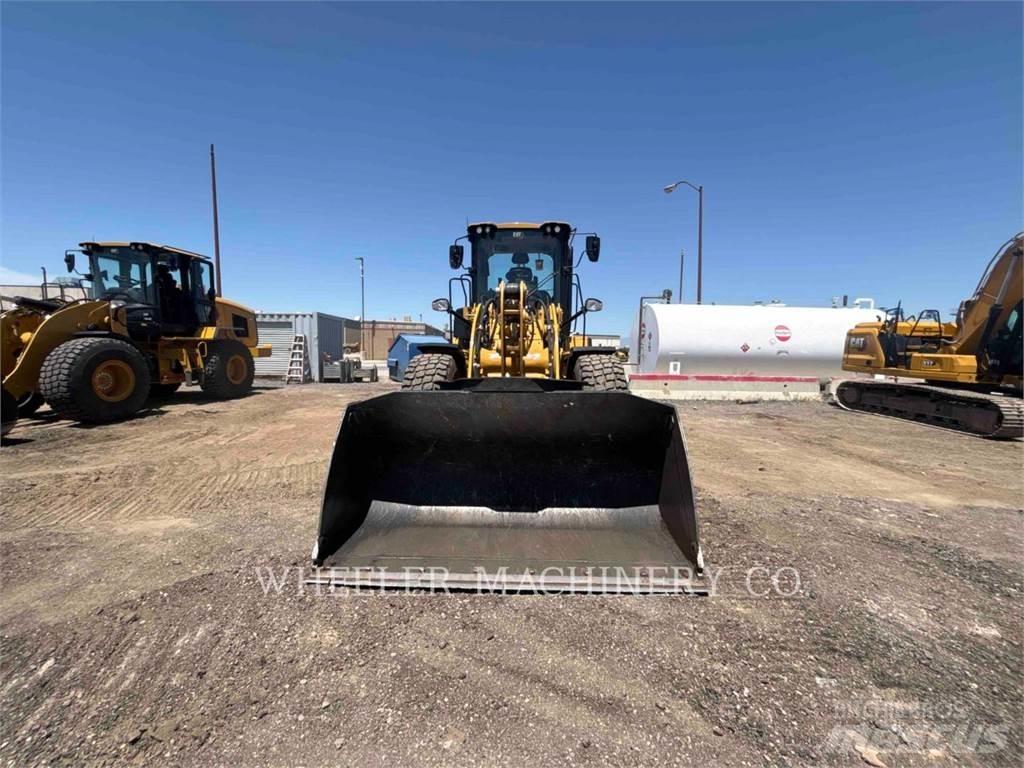 CAT 926 QC 3V Iekrāvēji uz riteņiem