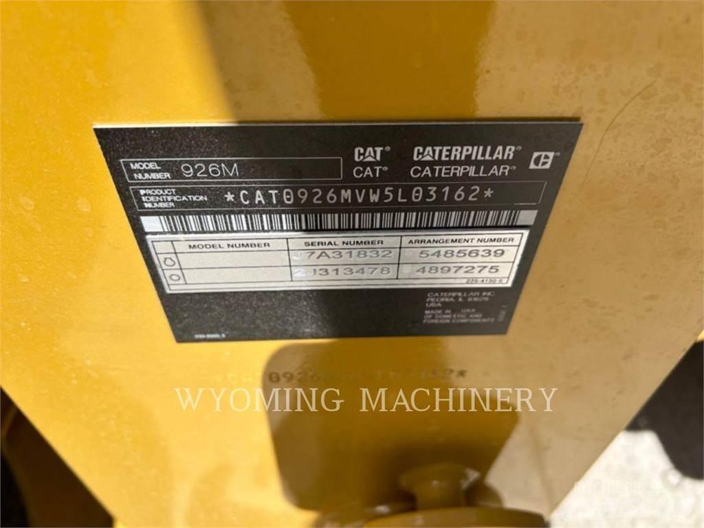 CAT 926M Iekrāvēji uz riteņiem
