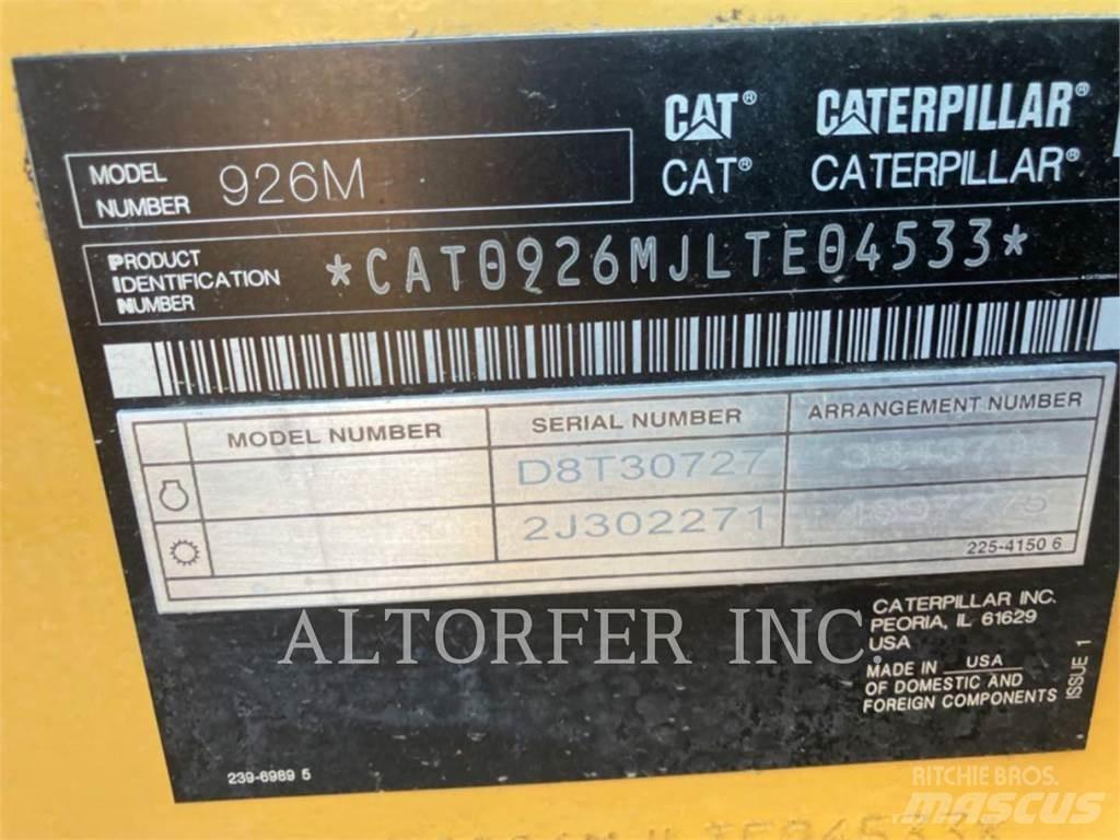 CAT 926M Iekrāvēji uz riteņiem