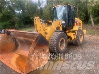 CAT 926M Iekrāvēji uz riteņiem