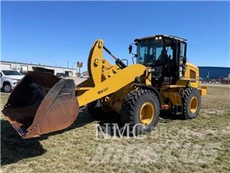 CAT 926M Iekrāvēji uz riteņiem