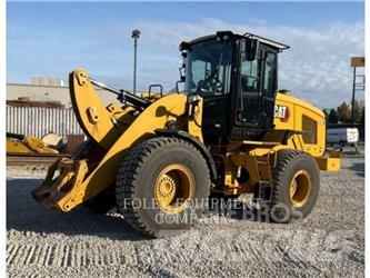 CAT 926M Iekrāvēji uz riteņiem