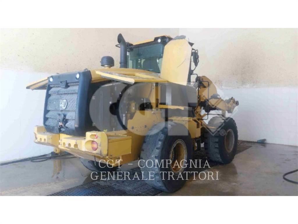 CAT 926M Iekrāvēji uz riteņiem