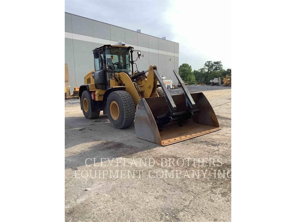 CAT 926M Iekrāvēji uz riteņiem