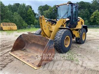 CAT 926M Iekrāvēji uz riteņiem