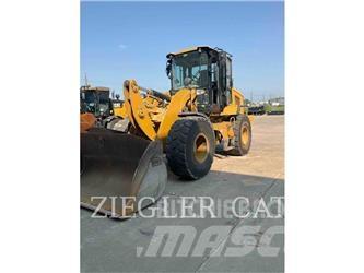 CAT 926M Iekrāvēji uz riteņiem