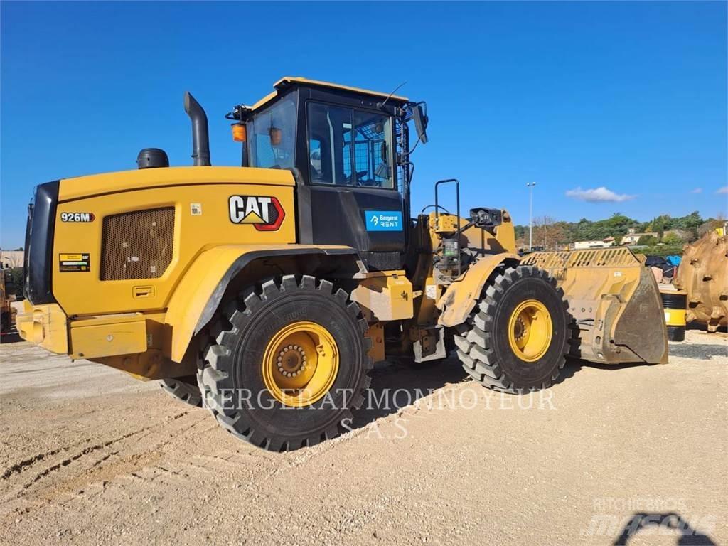 CAT 926M Iekrāvēji uz riteņiem