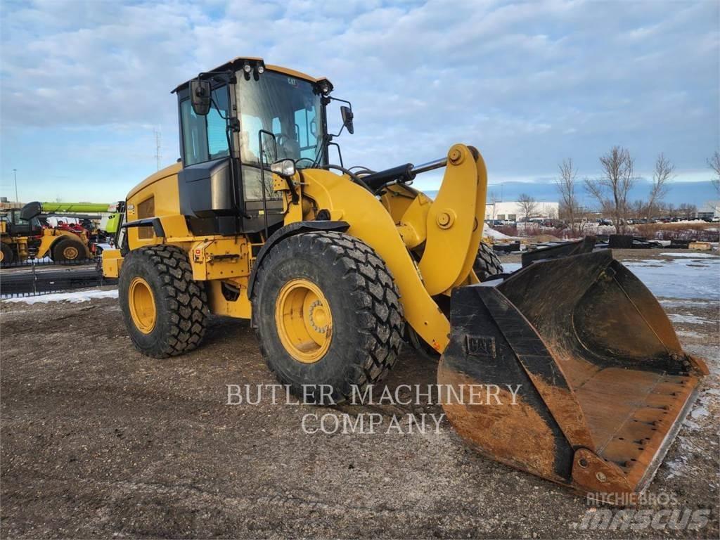 CAT 926M Iekrāvēji uz riteņiem
