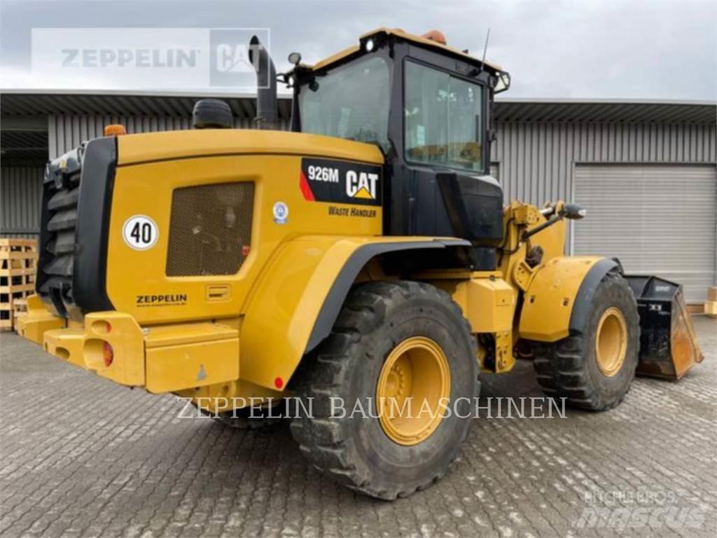 CAT 926M Iekrāvēji uz riteņiem