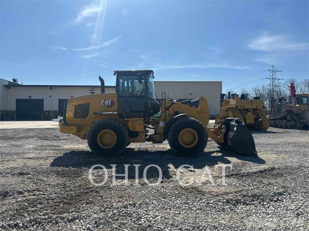 CAT 926M Iekrāvēji uz riteņiem