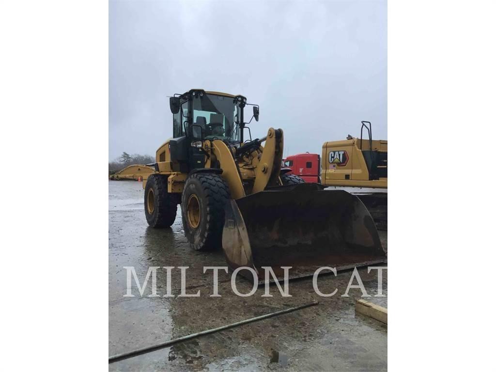 CAT 926M Iekrāvēji uz riteņiem