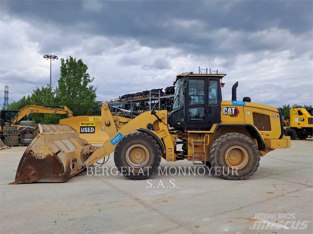 CAT 926M Iekrāvēji uz riteņiem