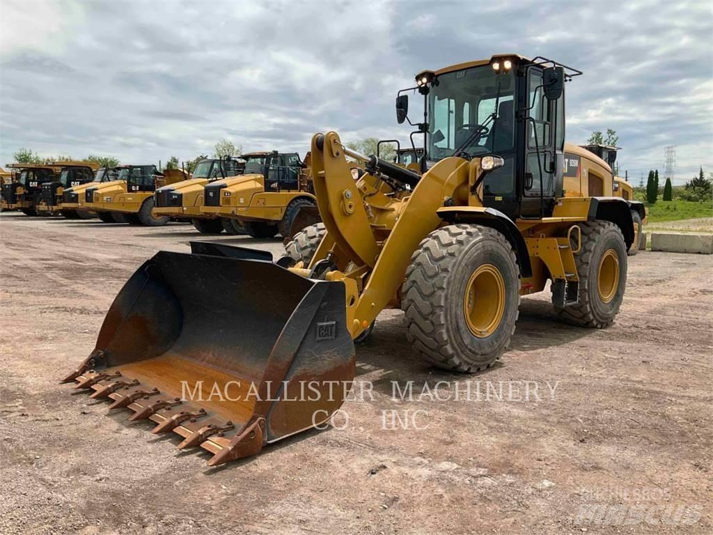 CAT 926M Iekrāvēji uz riteņiem