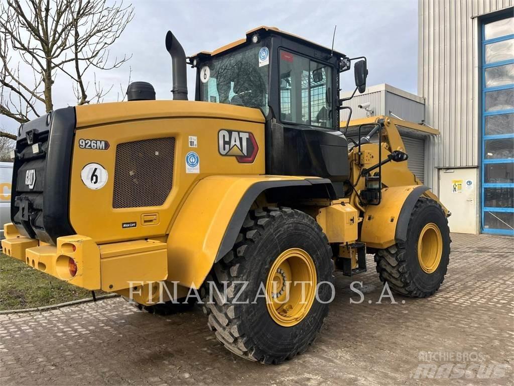CAT 926M Iekrāvēji uz riteņiem