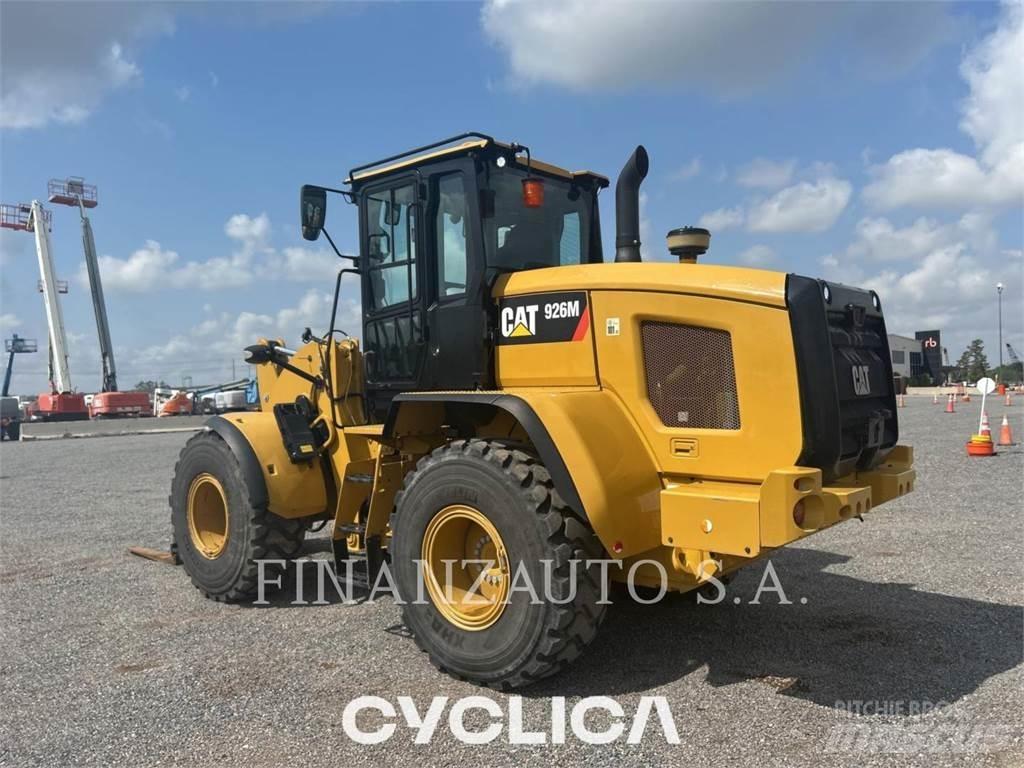 CAT 926M Iekrāvēji uz riteņiem