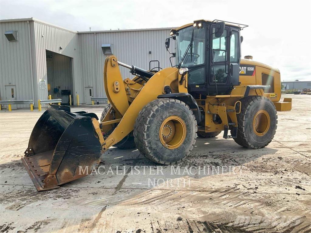 CAT 926M Iekrāvēji uz riteņiem