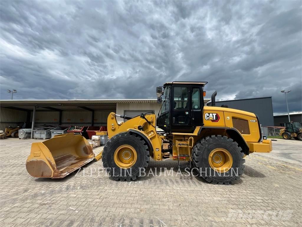 CAT 926M Iekrāvēji uz riteņiem