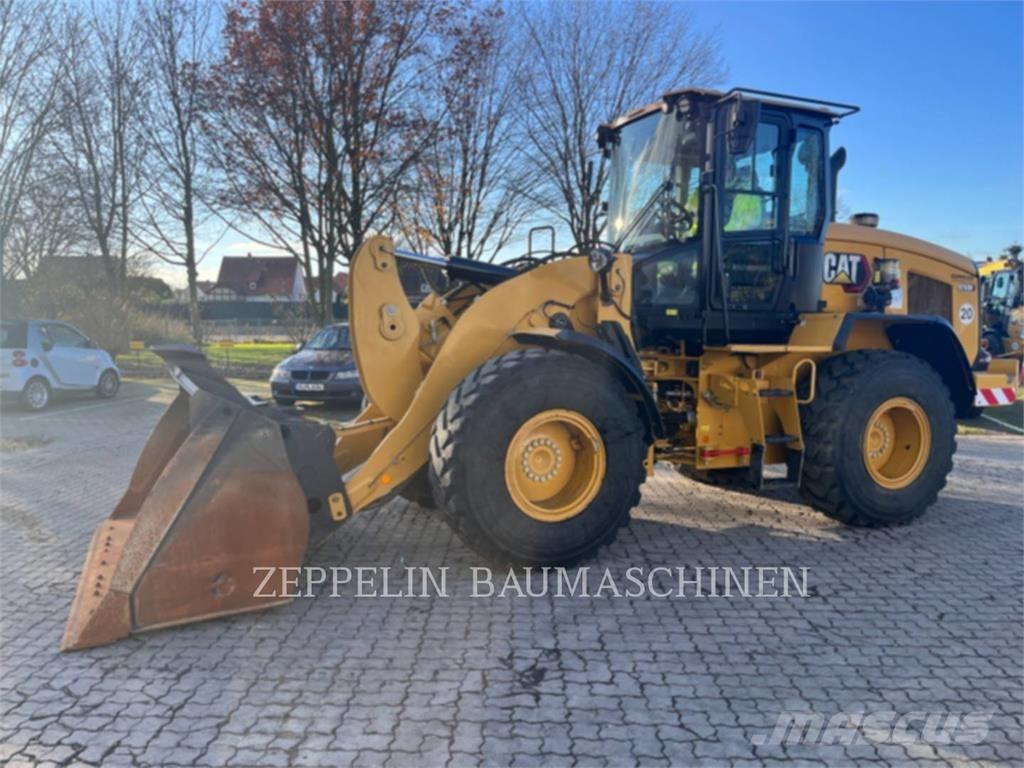 CAT 926M Iekrāvēji uz riteņiem
