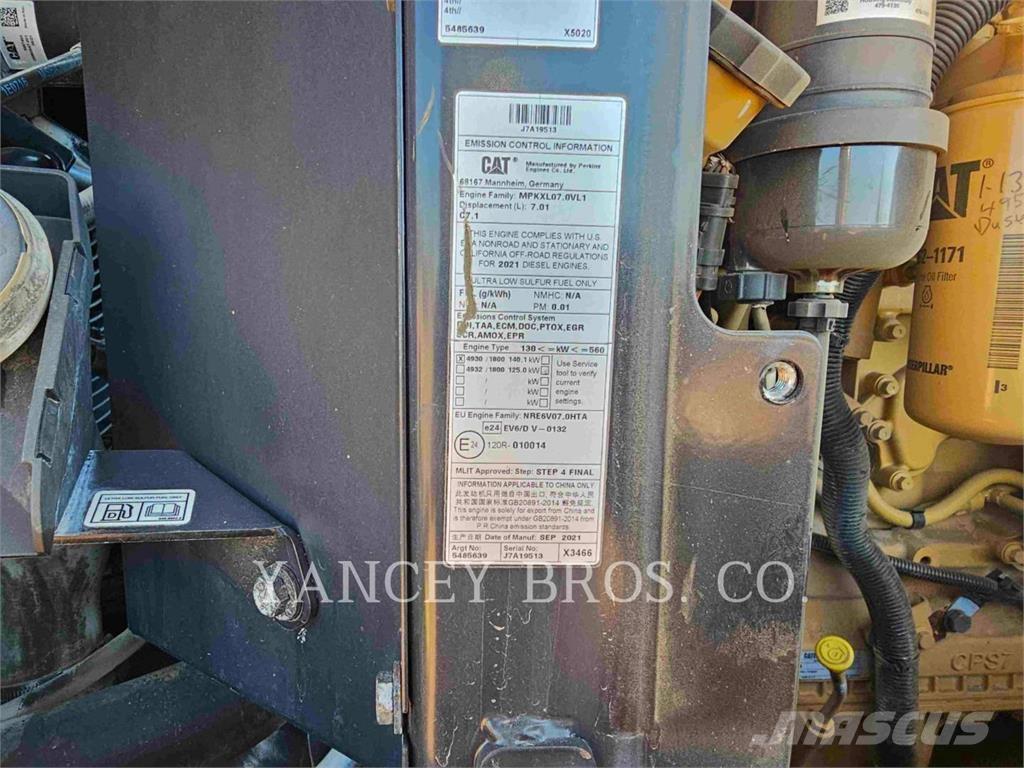 CAT 926M Iekrāvēji uz riteņiem