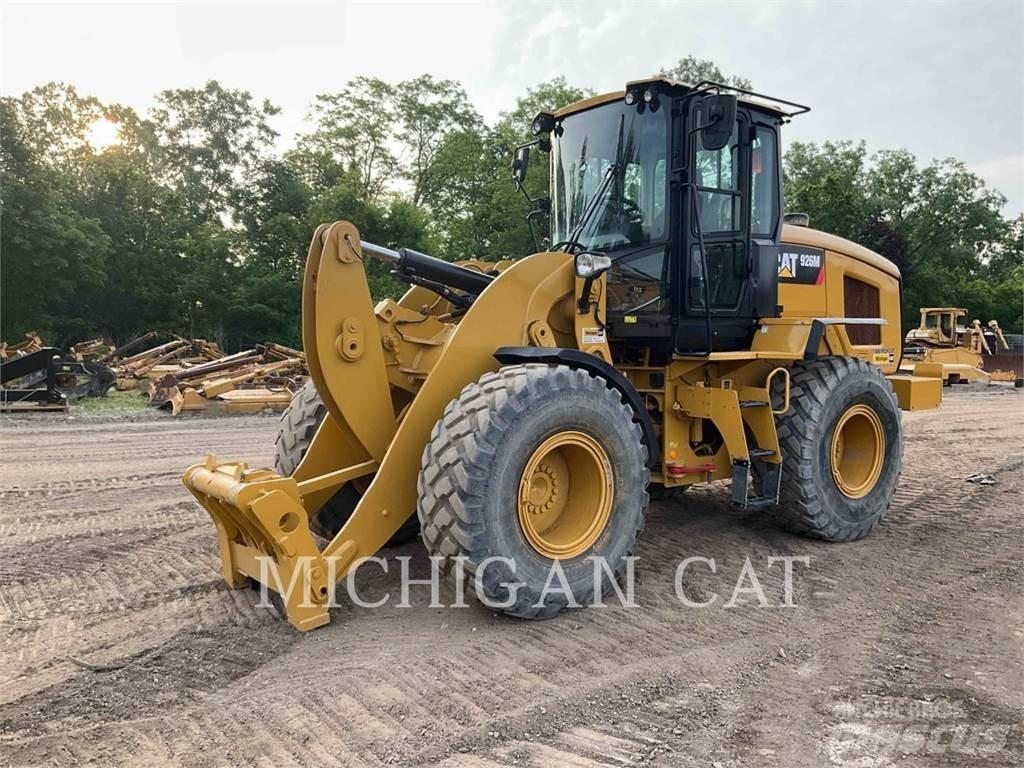CAT 926M 3RQ Iekrāvēji uz riteņiem