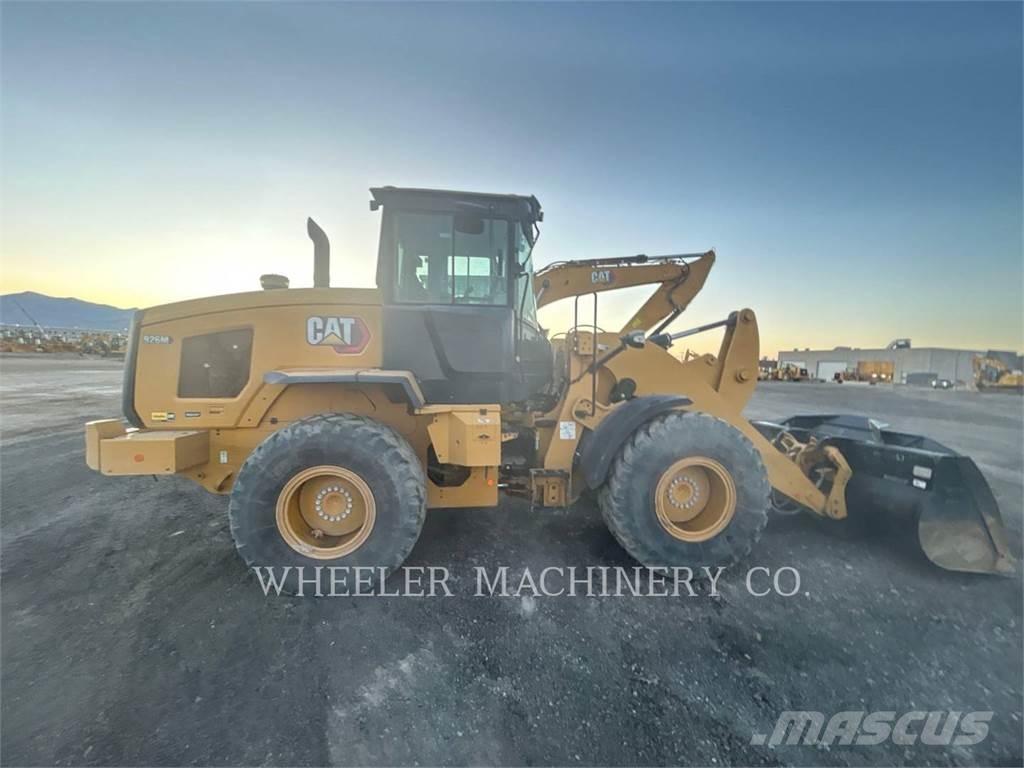 CAT 926M HL QC Iekrāvēji uz riteņiem